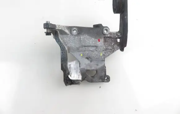Subaru Legacy A/C compressor mount bracket 73611AE070