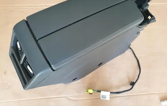 Citroen DS7 Crossback Center console 