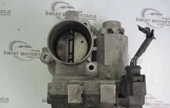 Volkswagen Up Throttle valve 04C133062D
