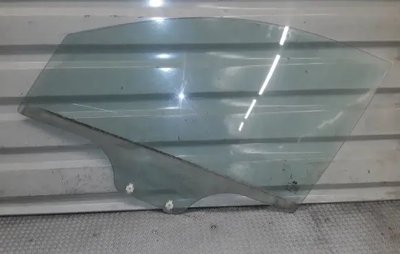 Hyundai i10 Front door window glass four-door 