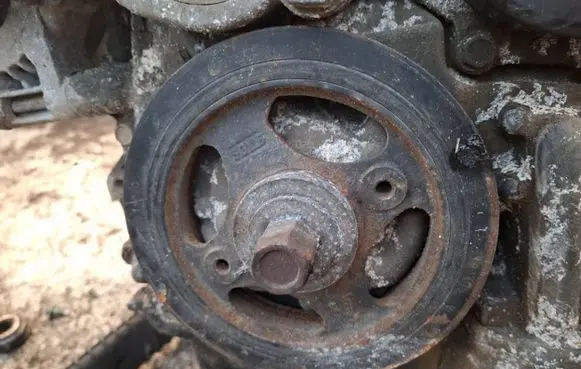 Toyota RAV 4 (XA30) Crankshaft pulley