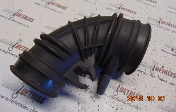 Honda CR-V Air intake hose/pipe