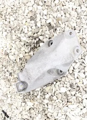 BMW X3 F25 Engine mounting bracket 6861401