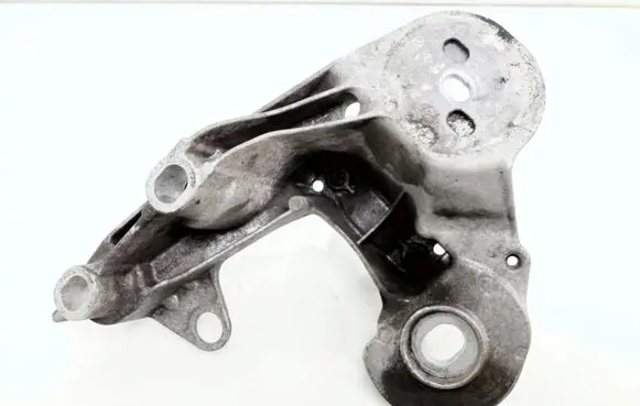 Audi A6 S6 C6 4F Engine mounting bracket 4F0199351AG