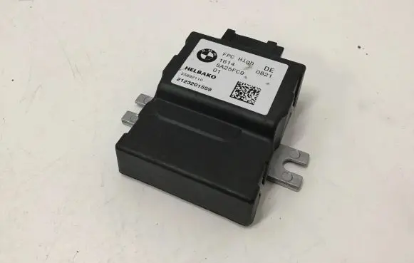 BMW 4 G22 G23 G24 G26 Fuel injection pump control unit/module 5A25FC9