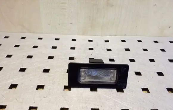 Audi A5 8T 8F Number plate light 8T0943021 A046341