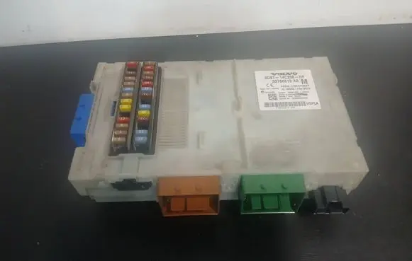 Volvo S80 Comfort/convenience module 6G9T14C256HF 30786819AA