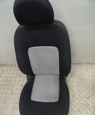 Hyundai i10 Front passenger seat 