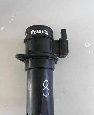 Volkswagen Golf VI Mass air flow meter 03L906461 5WK97023 024012483