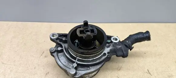 BMW 1 E81 E87 Vacuum pump 7791232
