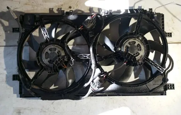 Opel Insignia A Fan set 13223019 P8660004