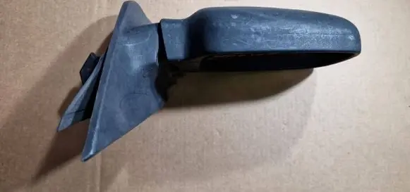 Ford Courier Coupe wind mirror (mechanical) E11011148