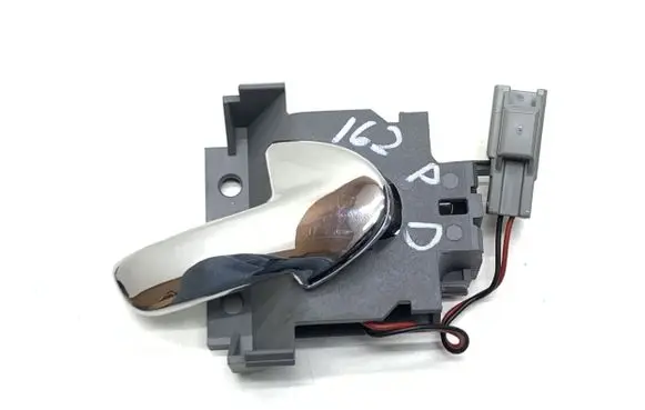 Jaguar XK - XKR Front door interior handle