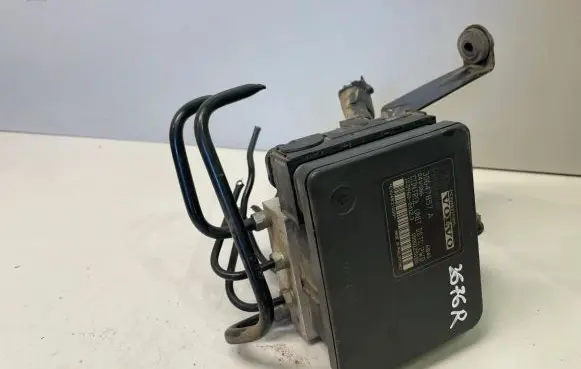 Volvo S40 ABS Pump 30647857A 4N512C405AC