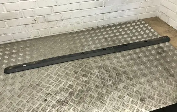 Toyota Yaris Sill 758510D0