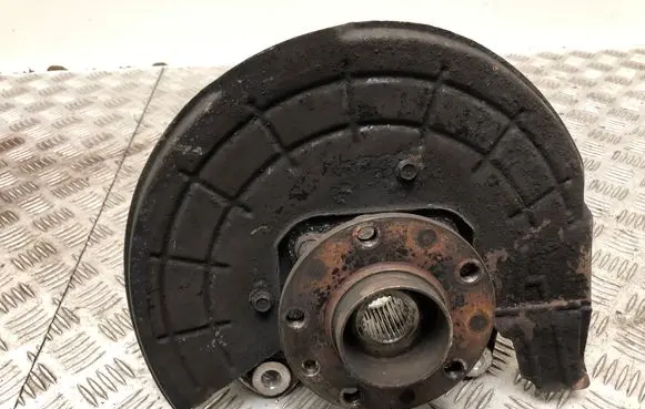 Alfa Romeo Giulietta Front wheel hub