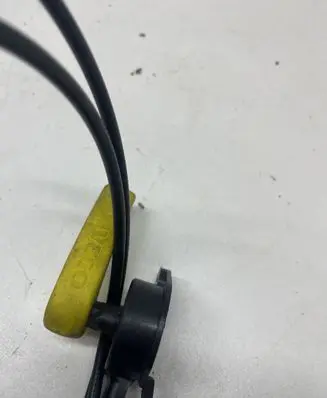 Iveco Daily 6th gen Engine bonnet (hood) release handle
