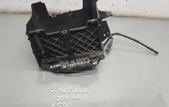Renault Megane III Battery box tray 