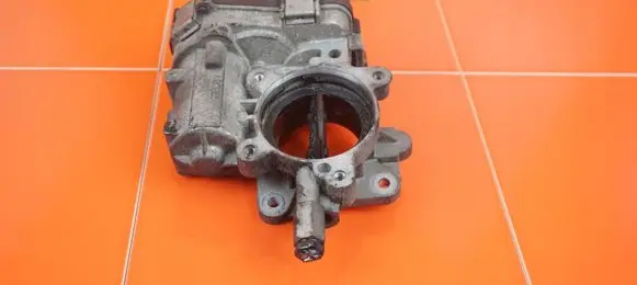 BMW 1 F20 F21 Throttle body valve 55229467 20MB56