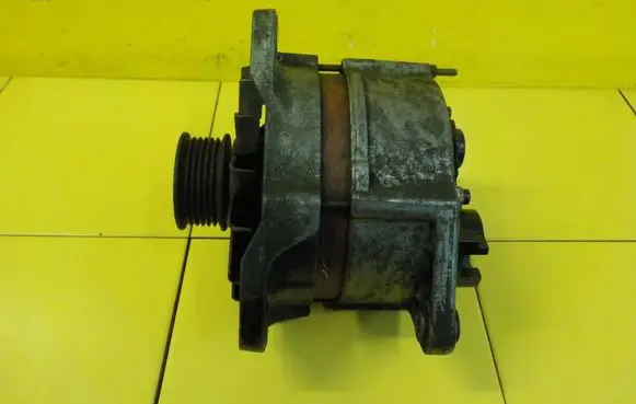 Opel Senator B Generator/alternator 3SP49