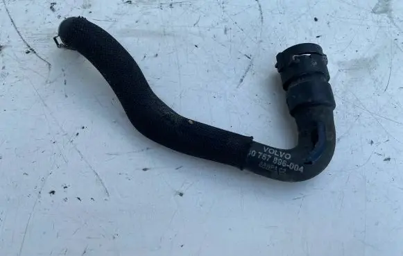 Volvo V60 Engine coolant pipe/hose 30757896004