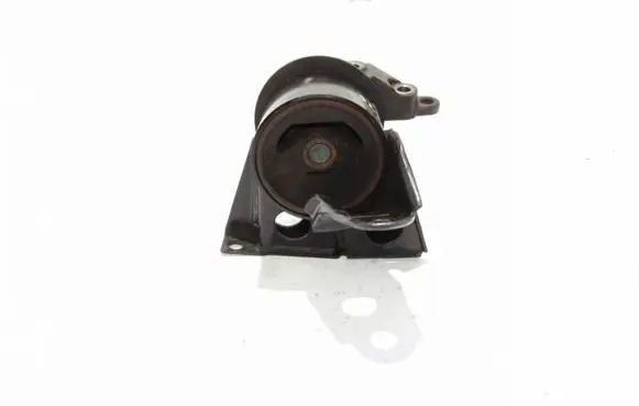 Nissan Primera Engine mount bracket
