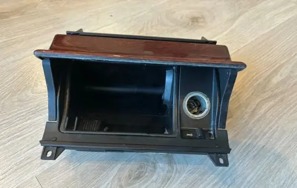 Mercedes-Benz E W210 Ashtray (front) A2108100230 2108100230