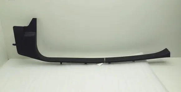 Foot area side trim