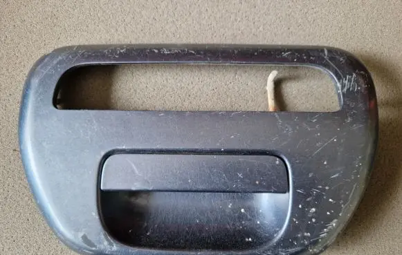 Mitsubishi L200 Tailgate/trunk/boot exterior handle