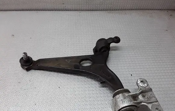 Peugeot Expert Front lower control arm/wishbone