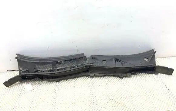 Mazda CX-9 Wiper trim TK48507N1
