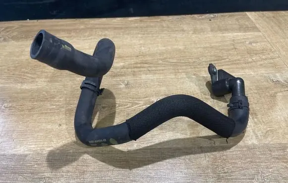Jaguar F-Type Engine coolant pipe/hose EX536W633AB