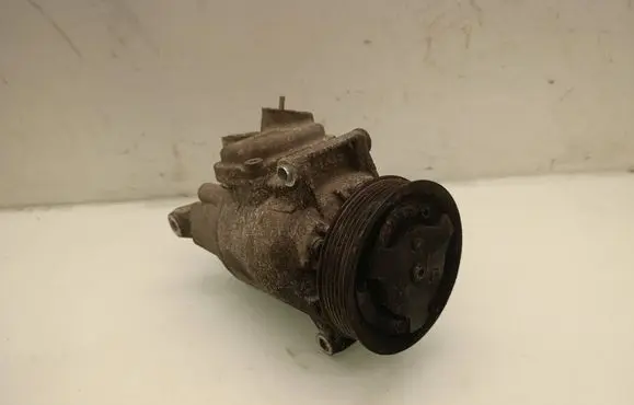 Skoda Fabia Mk2 (5J) Air conditioning (A/C) compressor (pump) 5N0820803E