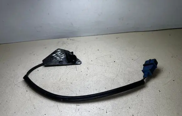 Alfa Romeo 156 Camshaft position sensor 0232101026 PG1 3766305