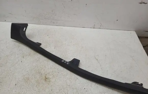 Volkswagen PASSAT B6 Rear seat side bottom trim 3C5867765