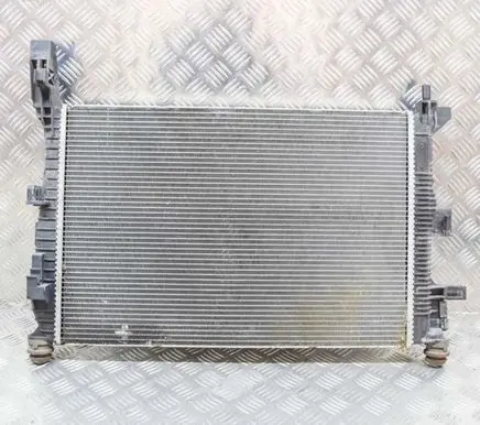 Ford Focus Coolant radiator CV618005VC CV618C342VC