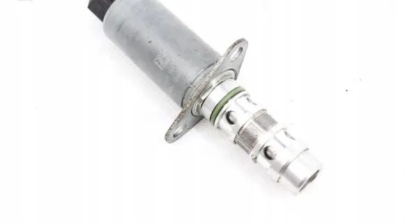 BMW 3 E92 E93 Camshaft vanos timing valve 7841699