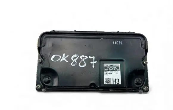 Toyota C-HR I Engine control unit/module ECU 89661F4320