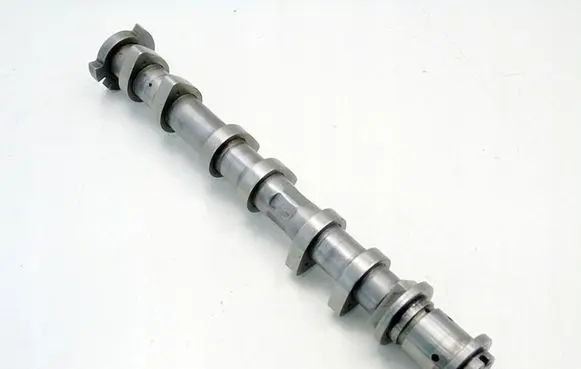 Peugeot 308 Camshaft 9675439980