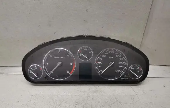 Peugeot 407 Speedometer (instrument cluster) 9646283280