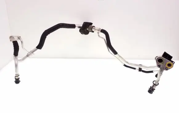 Volvo V60 Air conditioning (A/C) pipe/hose 31332070