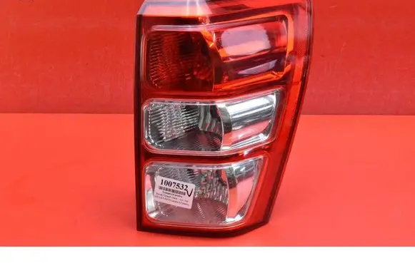Suzuki Grand Vitara II Rear/tail lights 220-59079