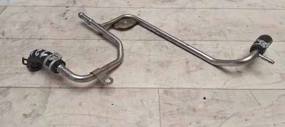 Volkswagen PASSAT B6 Fuel line pipe 03L201360G 03L201360