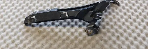 Honda CR-V Headlight/headlamp mounting bracket 71190SWA