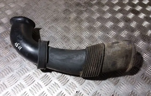 Porsche Cayenne (9PA) Air intake duct part 7L5128609