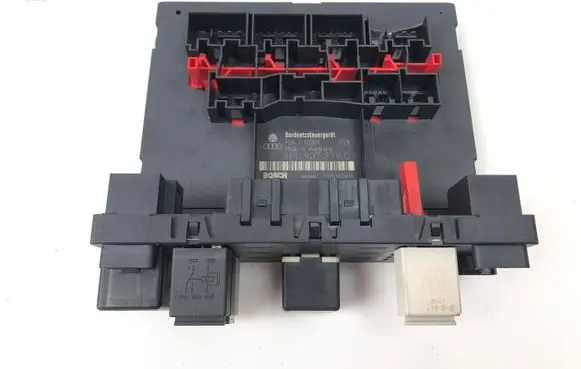 Audi A3 S3 8P Comfort/convenience module 8P0907279C