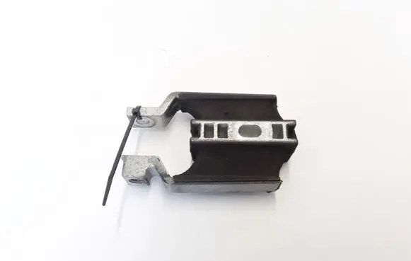 Volvo XC90 Engine mount bracket 31330594