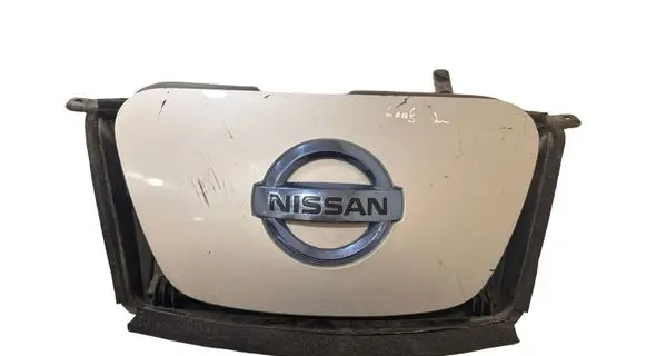 Nissan Leaf I (ZE0) Electric car charge socket cover 657303NA4A