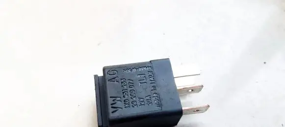Skoda Octavia Mk2 (1Z) Other relay 1K0951253