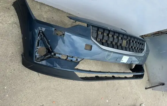 Volvo S90, V90 Front bumper